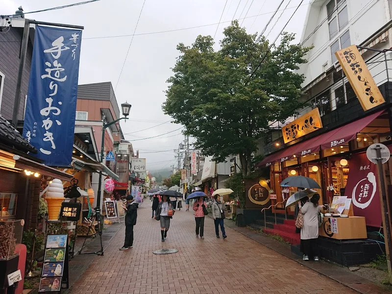 旧軽井沢銀座商店街